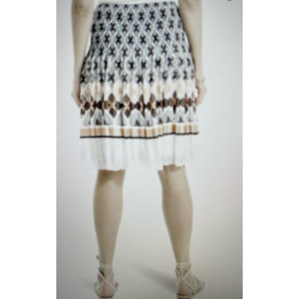 NWT, Max Studio Pleated Skirt Size XS
